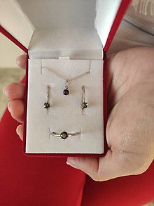 Sady šperkov - Sada strieborných šperkov s okrúhlym vltavínovým kamienkom z malého vltavínu striebra 925 a pozláteného striebra (striebro) - 14349974_