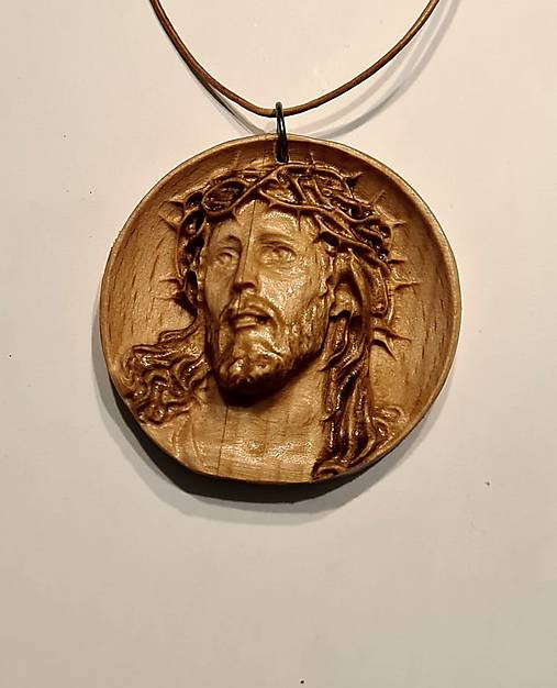 Náhrdelníky - 3D Drevorezba prívesok Jesus II - 14357982_