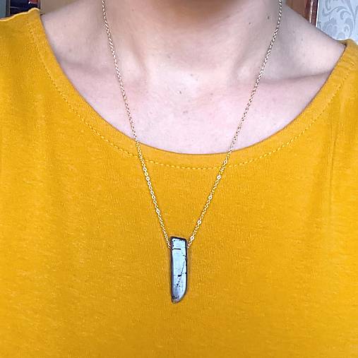 Grey Labradorite Golden Necklace / Náhrdelník s labradoritom