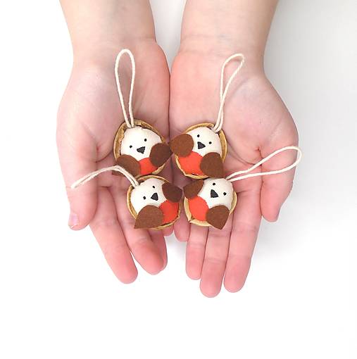 Dekorácie - Vianočné oriešky (Vtáčik) - 14375015_