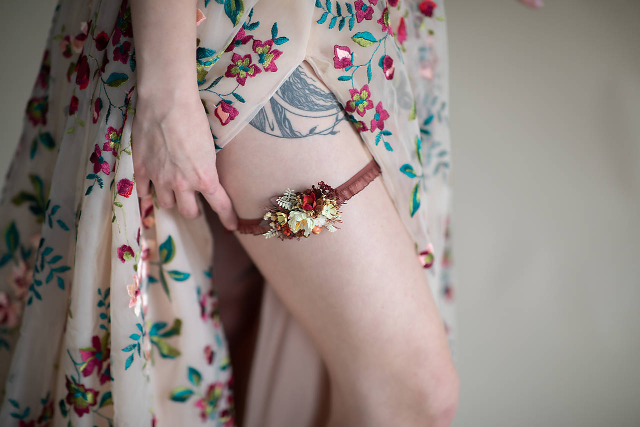 Svadobný podväzok "čas žitia" - boró