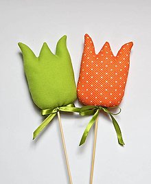Dekorácie - Tulipány - v zeleno/pomarančovom prevedení, zápich (oranžový s mini bodkami) - 14374554_