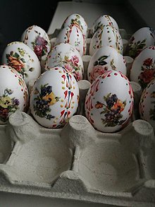 Dekorácie - Kvetinkové vajíčka  - 14378826_