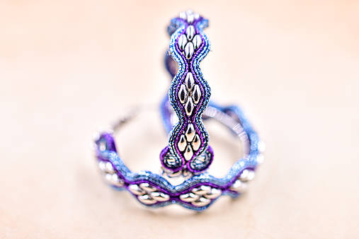 Náušnice - Modro-fialové soutache náušnice kruhy - 14378399_