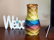 Kosoštvorcová váza v rôznych farebných kombináciách / Štýlová dekorácia pre Váš domov