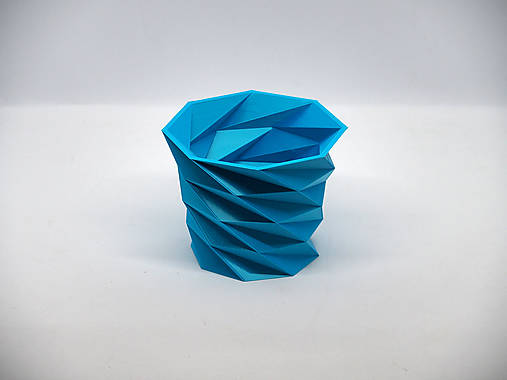 3D tlačený kvetináč „Lola“ / ekologický / biologicky odbúrateľný / geometrický moderný dizajn / low poly