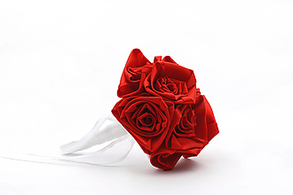 Kytice pre nevestu - Saténová kytica červená ruže perleťová - 14382539_