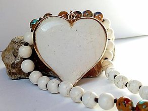 Náhrdelníky - Boho náhrdelník, srdce ❤️ biely tyrkys, jaspis - 14381867_