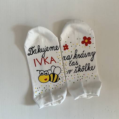 Maľované ponožky pre pani učiteľku ako poďakovanie od predškoláka