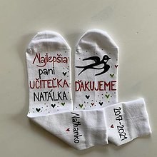 Ponožky, pančuchy, obuv - Maľované ponožky pre naj PANI UČITEĽKU (S lastovičkou) - 14385732_