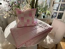 Úžitkový textil - Prehoz alebo  vankúš patchwork vzor ružová so smotanovou ( rôzne varianty veľkostí ) - 14389887_