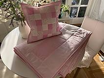 Úžitkový textil - Prehoz alebo  vankúš patchwork vzor ružová so smotanovou ( rôzne varianty veľkostí ) - 14389896_
