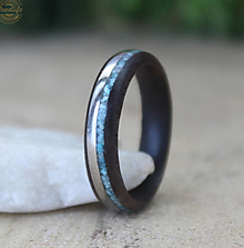 Prstene - Drevený prsteň z ocele a kameňov jadeitu - 14392846_