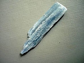 Minerály - Surový kyanit (disten) 49 mm, č.14f - 14395457_