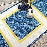 Úžitkový textil - Modrý Vyšívaný, patchworkový obrus - Nezábudkový - 14397421_