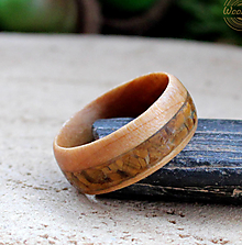 Prstene - Drevený prsteň z brezy a tigrieho oka - 14400812_