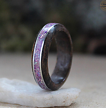Prstene - Prírodný prsteň s oceľou a regalitom - 14404149_