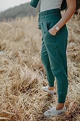 Nohavice - Dámske tepláky s vysokým pásom - smaragdová - 14401518_