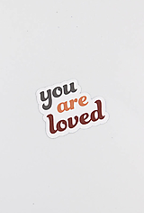 Papierová nálepka "YOU ARE LOVED"