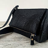 Kabelky - Piñatex® CUTE bag - čierna - 14409471_