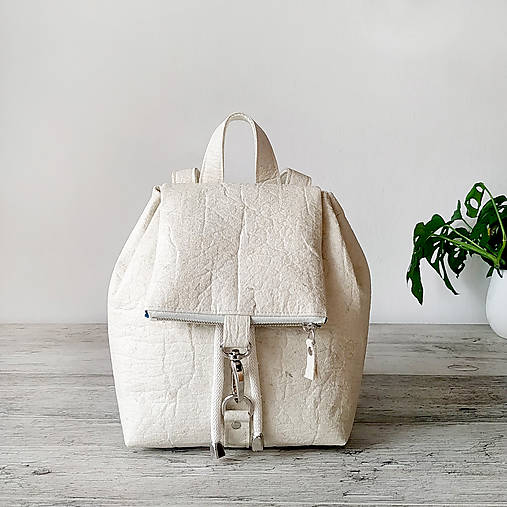 Piñatex® CANDY backpack - prírodná biela