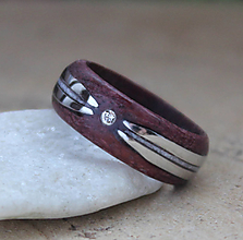 Prstene - Prsteň z dreva, ocele a kryštálu Swarovski - 14411863_
