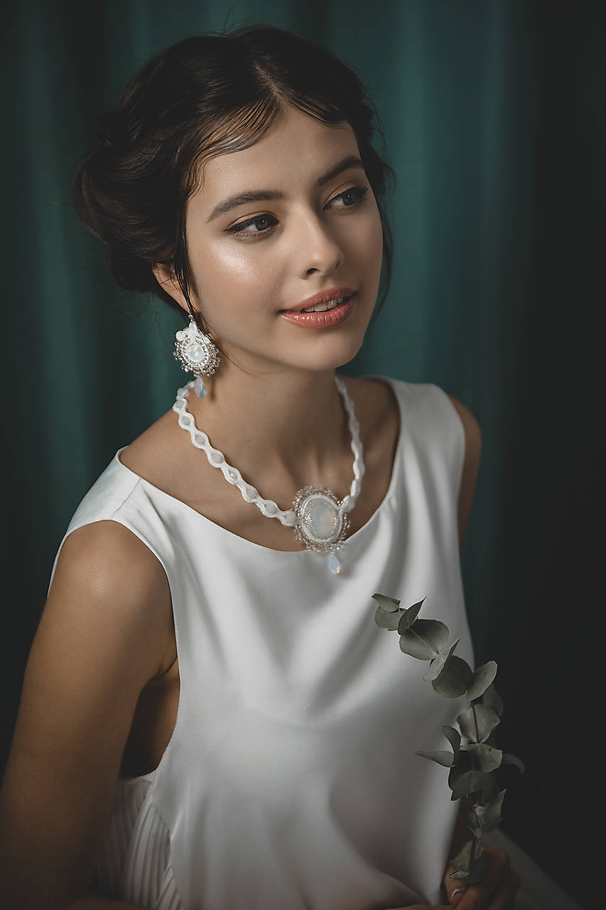 Svadobný soutache nárdelník Valentína