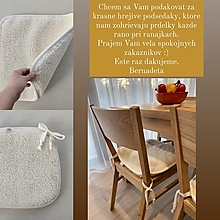 Úžitkový textil - VLNIENKA PODLOŽKA na stoličku 100 % MERINO Baranček dvojitý s výplňou a so šnúrkami - 14419056_
