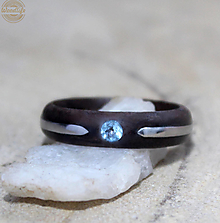 Prstene - Prírodný prsteň s oceľou a brúseným topásom - 14422845_
