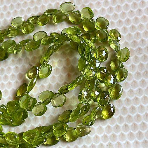 Minerály - Korálka brioletka olivín-peridot / 6-7 mm - 14427044_