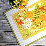 Úžitkový textil - Viacfarebný obrus - Krásne to kvitne - 14428006_