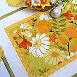 Úžitkový textil - Viacfarebný obrus - Krásne to kvitne - 14428007_