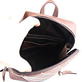 Batohy - Štýlový dámsky kožený ruksak z prírodnej kože v hnedej farbe - 14427465_