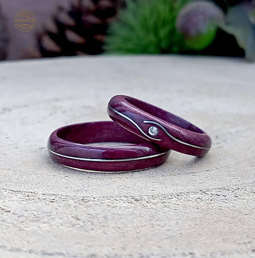 Prstene - Amarantové prstene osadené striebrom a Swarovským  - 14427208_