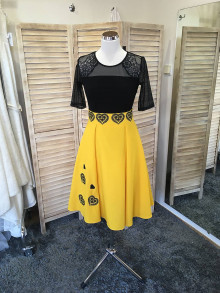 Sukne - Vyšívaná polkruhová sukňa-žltá - 14433891_