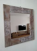 Zrkadlo recyklované drevo (Výška 82 cm, dĺžka 78 cm, hrúbka 3cm, šírka rámu 13 cm)