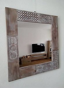 Zrkadlá - Zrkadlo recyklované drevo (Výška 82 cm, dĺžka 78 cm, hrúbka 3cm, šírka rámu 13 cm) - 14437999_