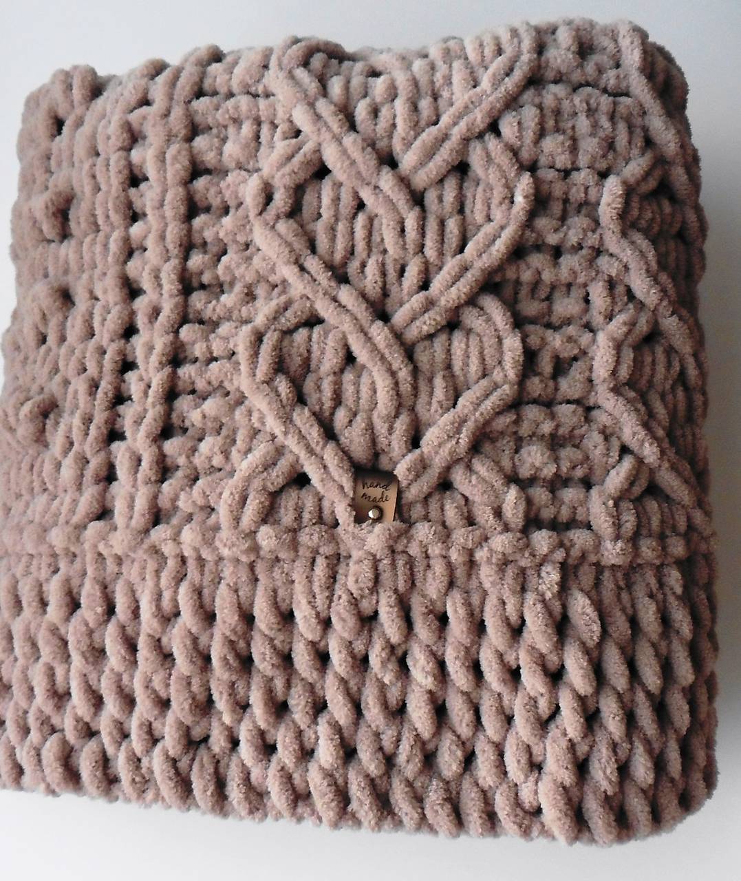 Deka z vlny puffy detská, do kočiarika, do postieľky (Deka puffy, rozmery cca (104×130) cm, farba kávová alebo iná farba podľa dohody)