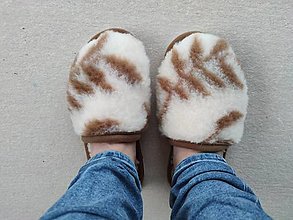 Ponožky, pančuchy, obuv - VLNIENKA barefoot papuče na doma 100% ovčia vlna MERINO Vetvička hnedý lem - 14446391_