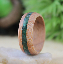 Prstene - Čerešňový prsteň a jadeitového kamene - 14454993_