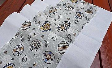 Úžitkový textil - Veľkonočný obrus vajíčka,kuriatka na šedej - 14460101_