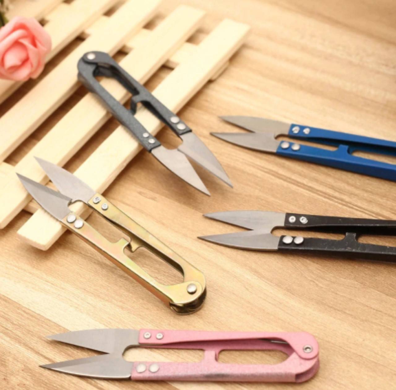 IP124 Nožnice, cvakačky na zastrihávanie nitiek