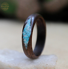 Prstene - Prsteň z orecha s jadeit kameňom - 14466535_