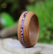 Prstene - Dámsky drevený prsteň s jadeitom a regalitom - 14466896_