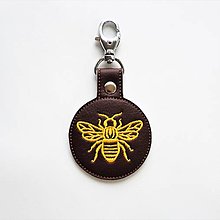 Kľúčenky - Prívesok včielka a hasiči na objednávku - 14470025_
