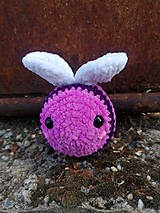 Hračky - Plyšové háčkované včielky-stredné - 14474204_