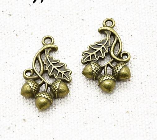 PR106 Prívesok tri oriešky  (Zlato/Bronz)