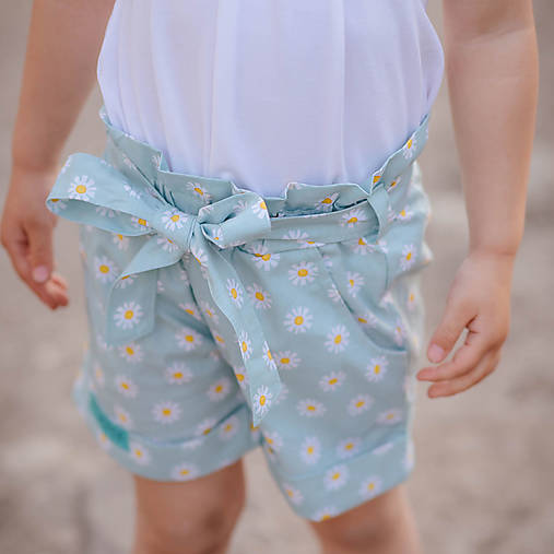 Detské oblečenie - Detské bavlnené kraťasy - daisy mint - 14478565_