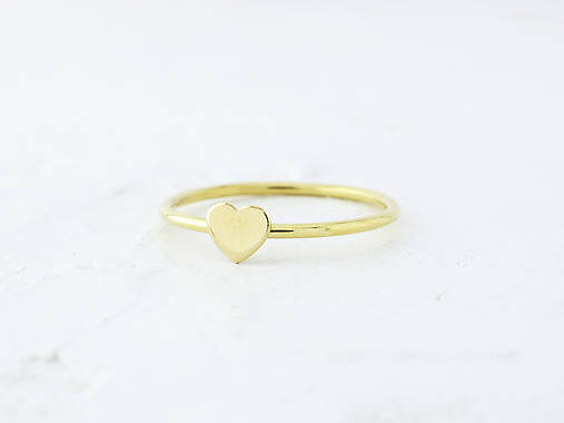 585/1000 zlatý prsteň srdce (žlté zlato)