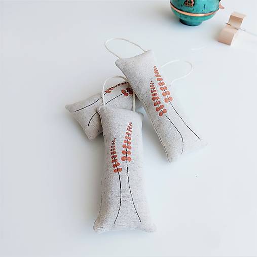 Úžitkový textil - Maľované levanduľové vrecúška  3 - 14487011_